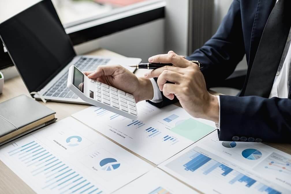 Financial Management in Creditors Relief